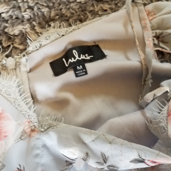 Lulu's Dress - Picture 2 of 3